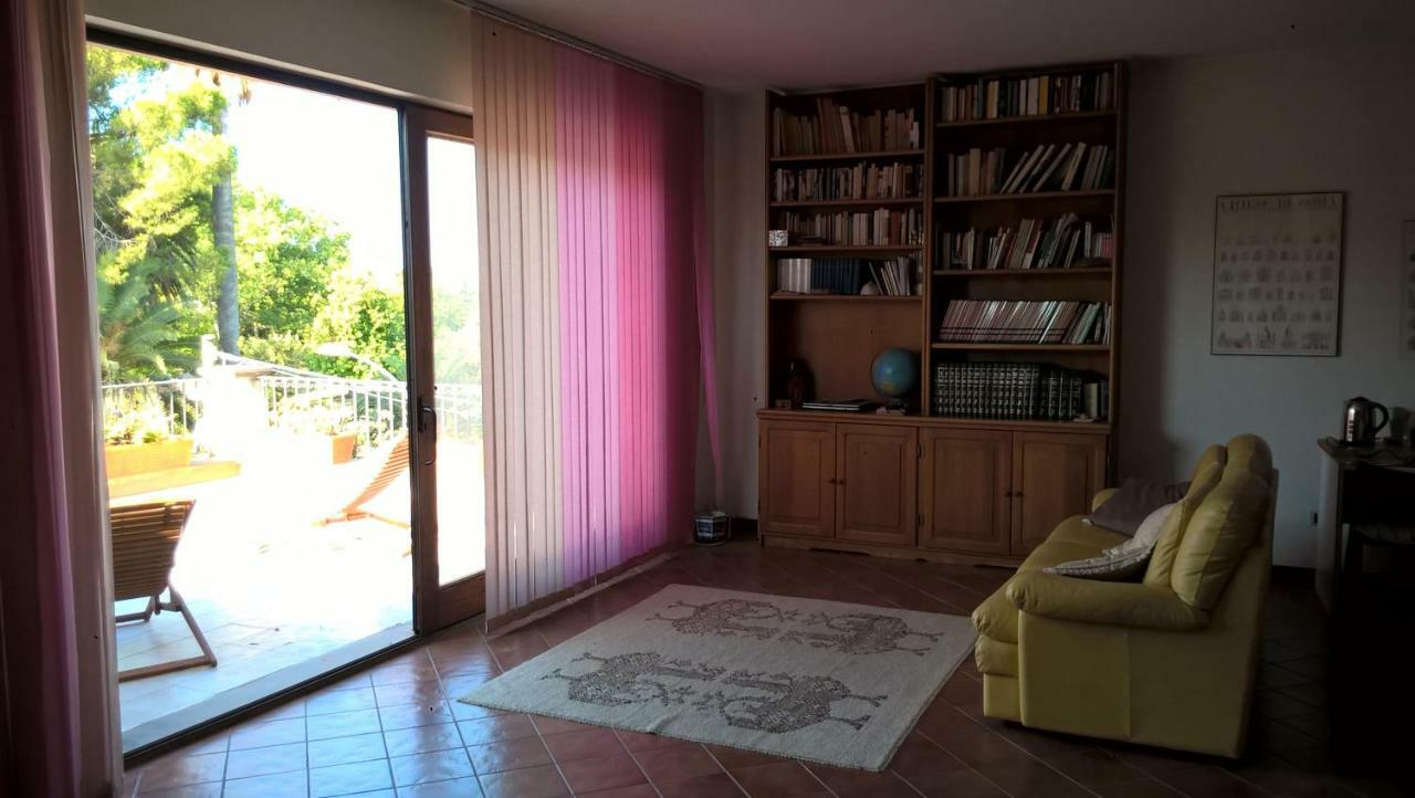 Apartmán La Terrazza Sul Parco Oristano Exteriér fotografie